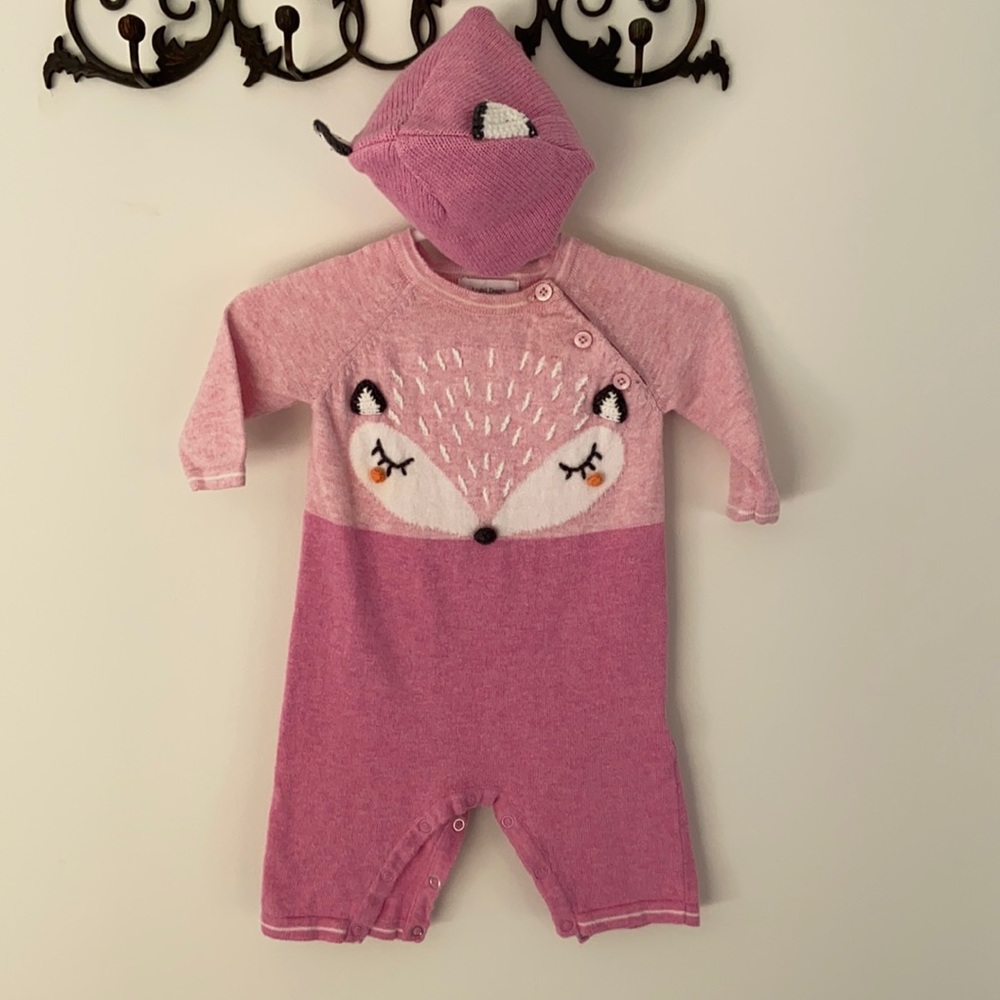 Angel Dear Pink Fox Sweater Knit Romper with matching hat. Size:0-3 M.